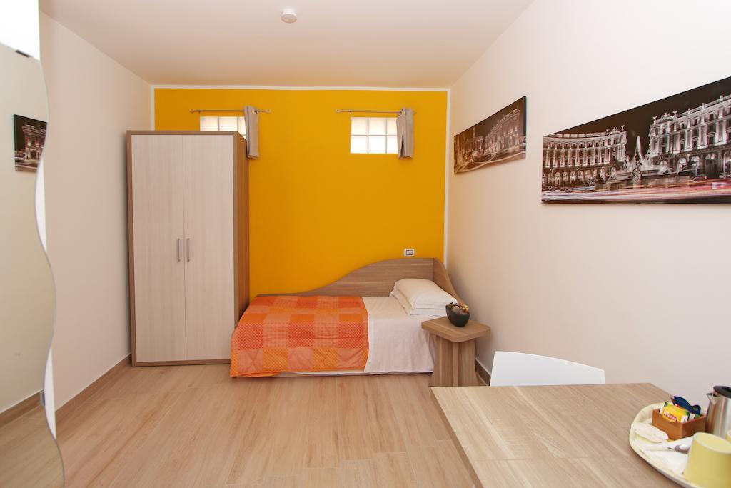 Bed and Breakfast La Casa Felice a San Pietro Roma Habitación foto