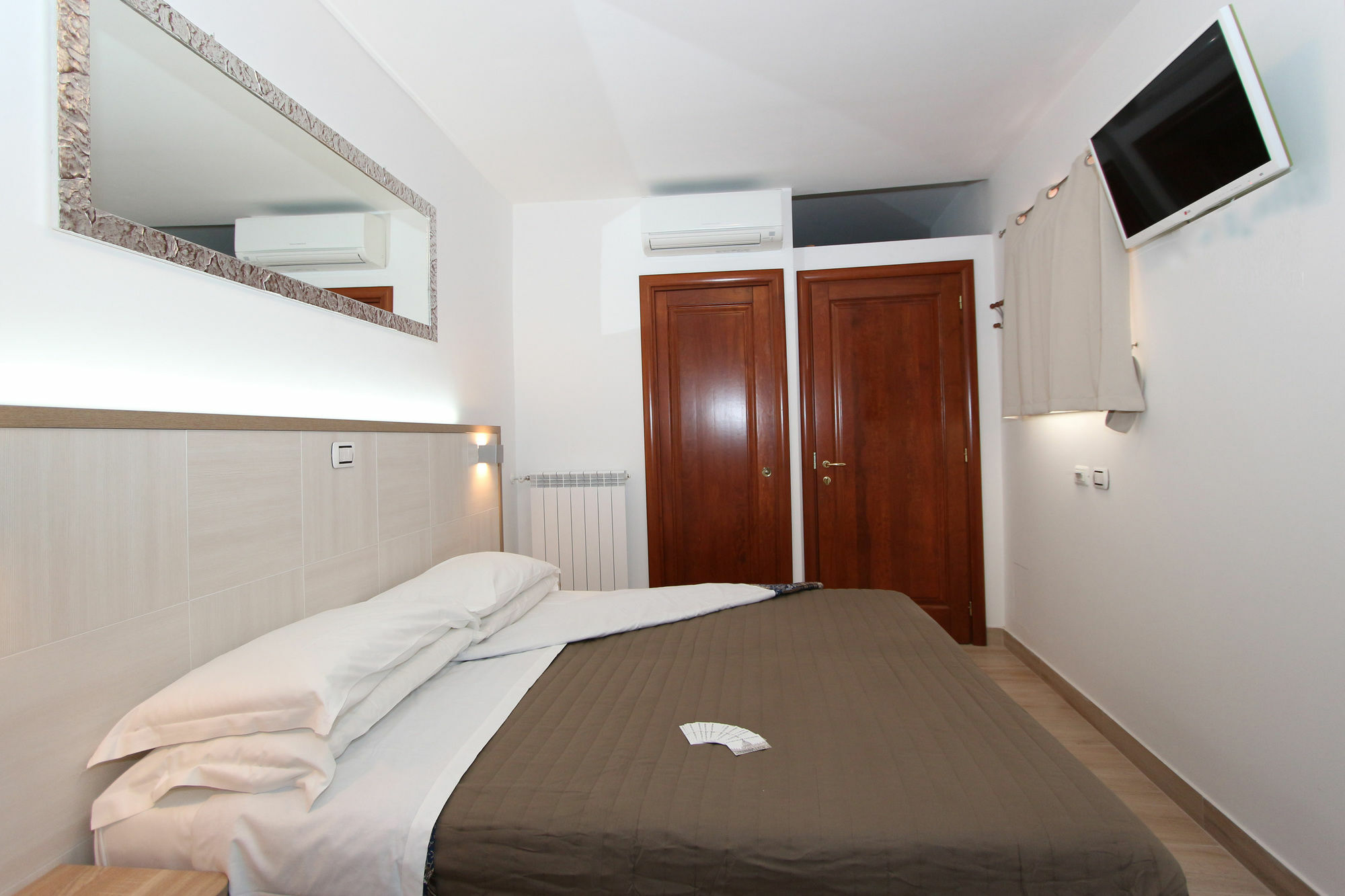 Bed and Breakfast La Casa Felice a San Pietro Roma Exterior foto